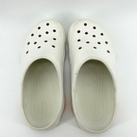 Crocs Classic Clog Comfort White Slip On Shoes Men's or Women's Size M8 W10 - Picture 4 of 5